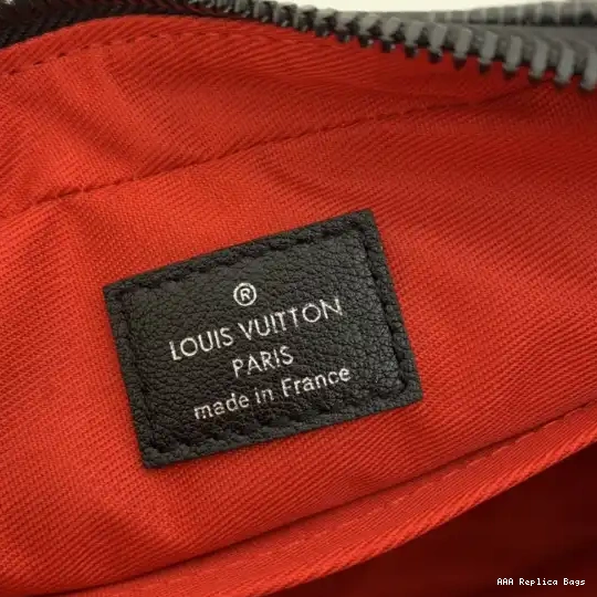 Aaa replica bags VUITTON MESSENGER LOUIS UTILITY BAG 0624